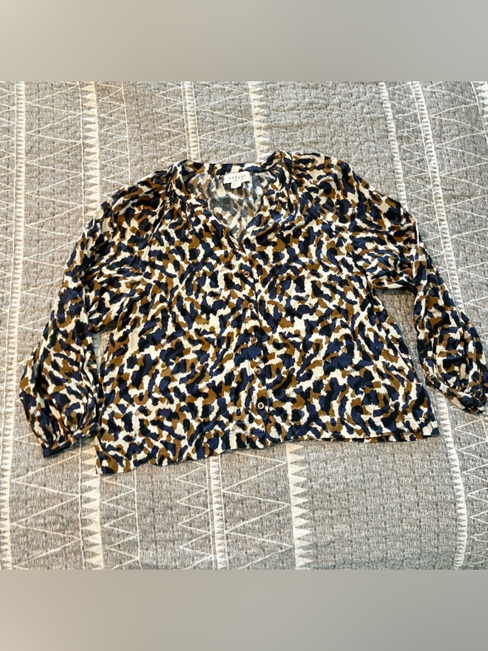 Velvet by Graham & Spencer Blouse Animal Print Button Front Top Size S
